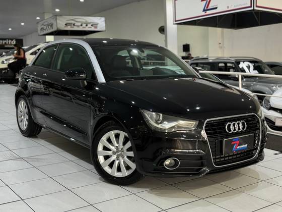 AUDI A1 1.4 TFSI ATTRACTION 16V 122CV GASOLINA 2P AUTOMÁTICO